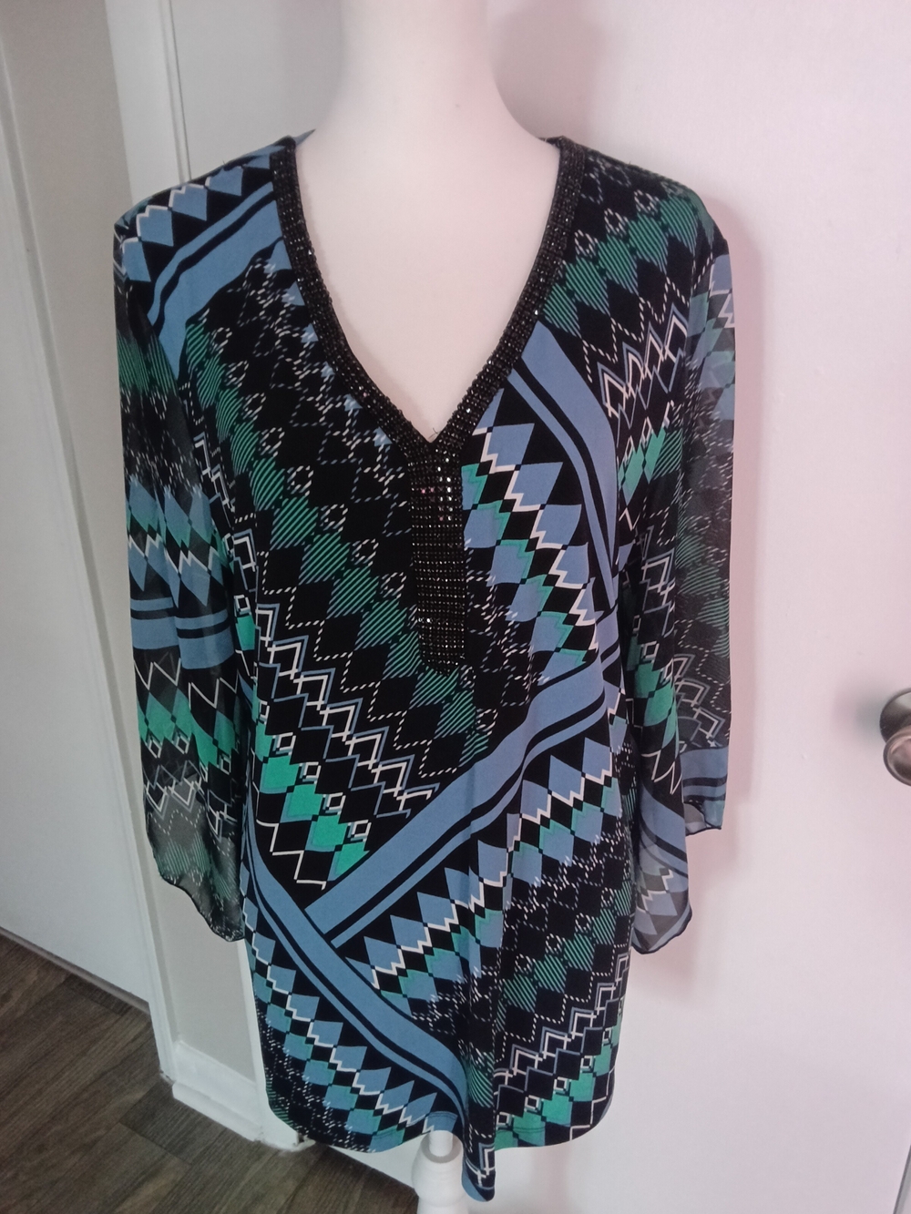 JM Collection Black, Blue & Green Embellished V‑Neck Tunic